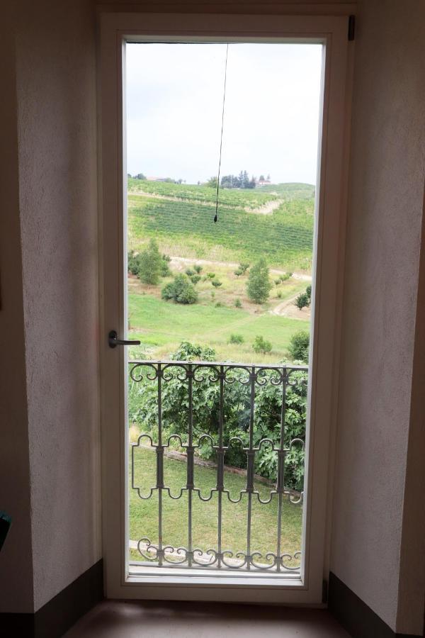 B&B Tricudai Agliano Terme Exteriér fotografie